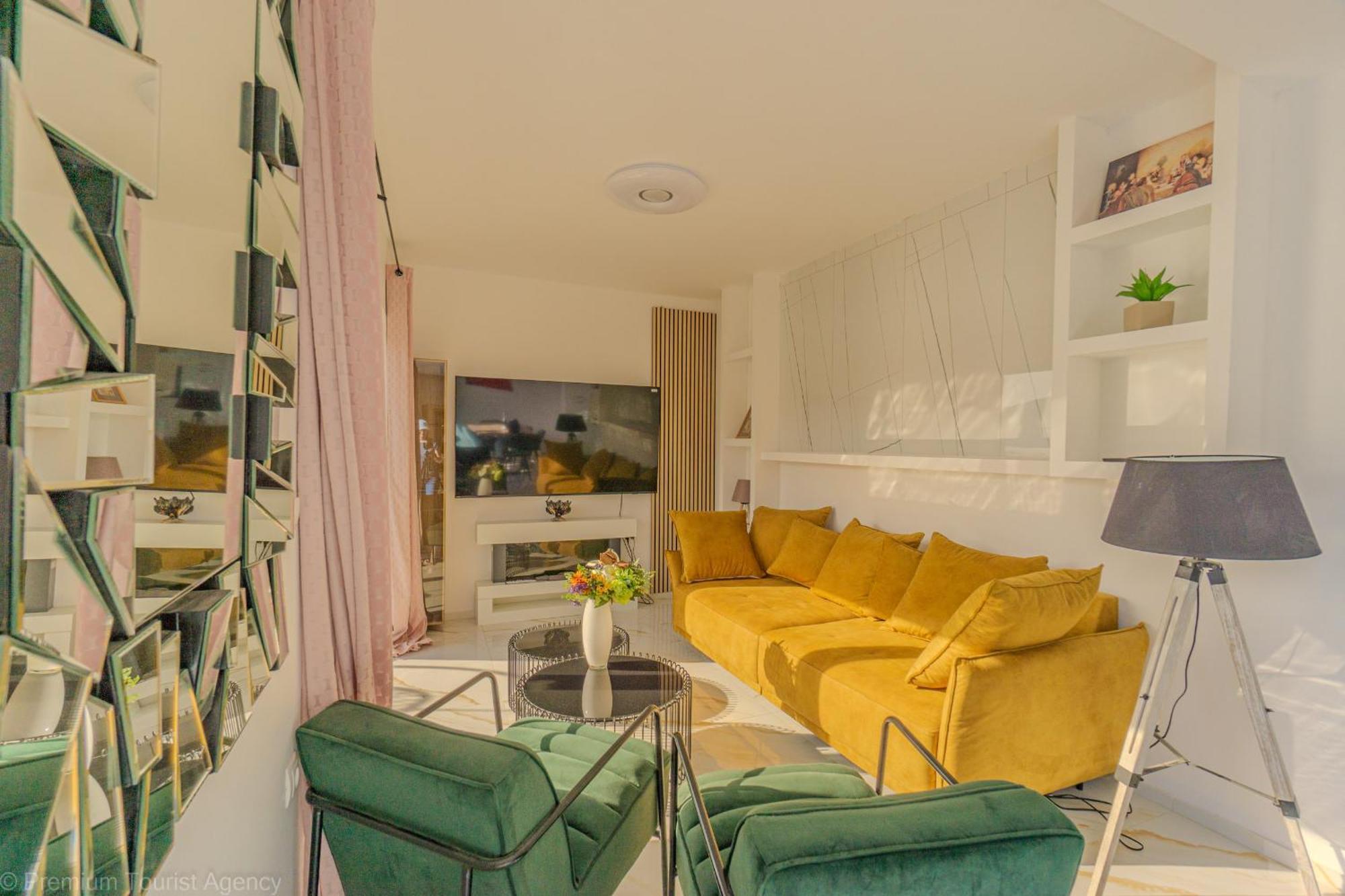 Ivica Super Comfortable, Newly Furnished Apartment In A Top Location Metajna Bagian luar foto