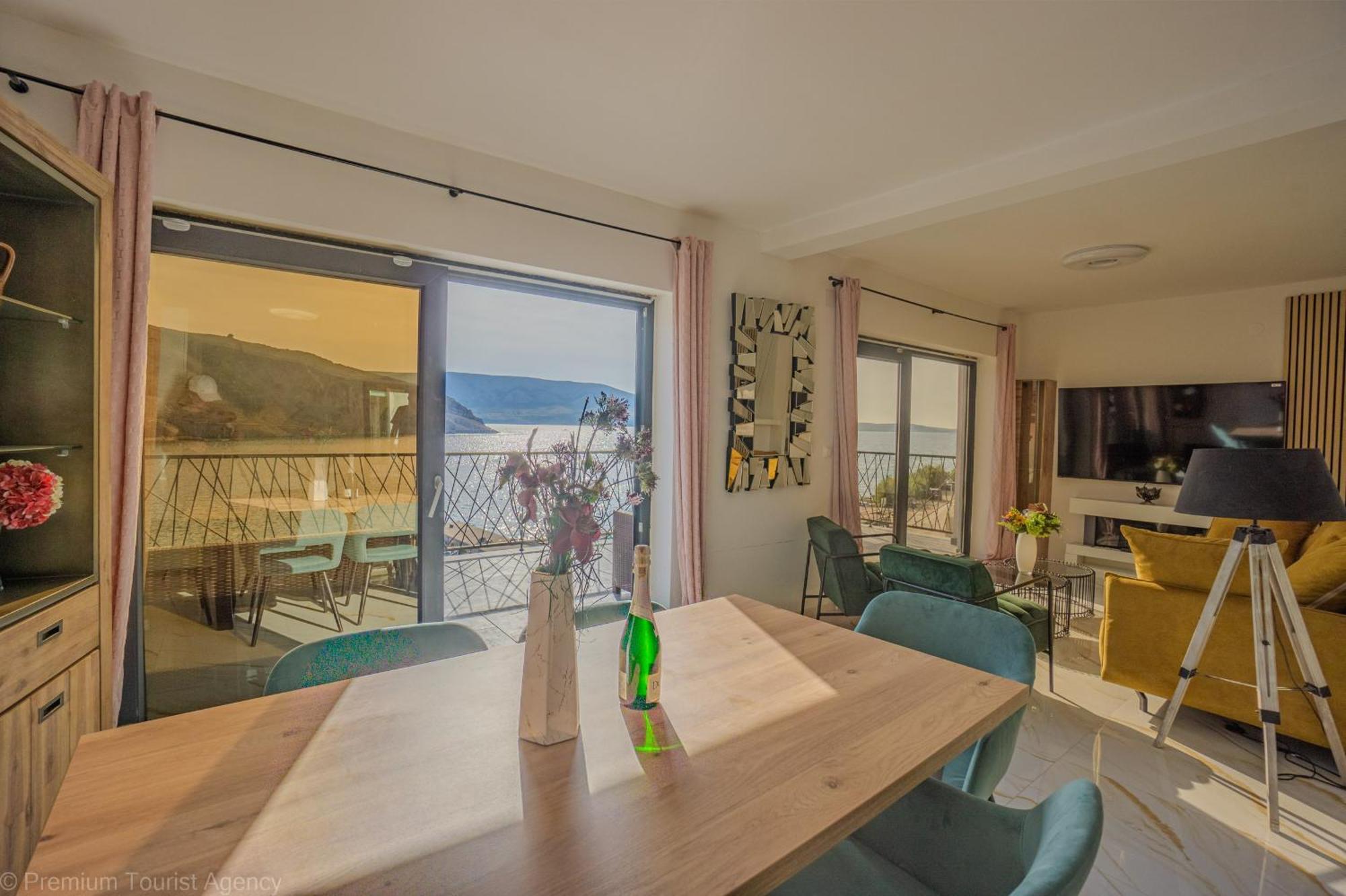 Ivica Super Comfortable, Newly Furnished Apartment In A Top Location Metajna Bagian luar foto
